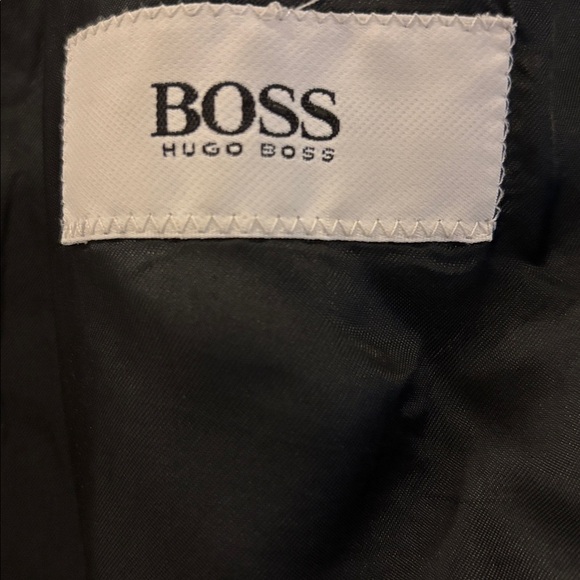 Hugo Boss men’s cashmere jacket - Picture 2 of 2